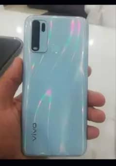 vivo y30 4+1 /128 with box charger 0