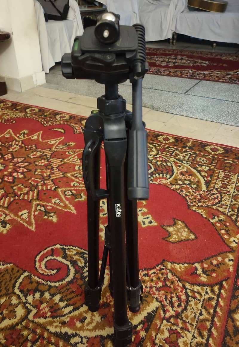 ICON tripod 7860 for DSLR, Video Camera and mobile 10