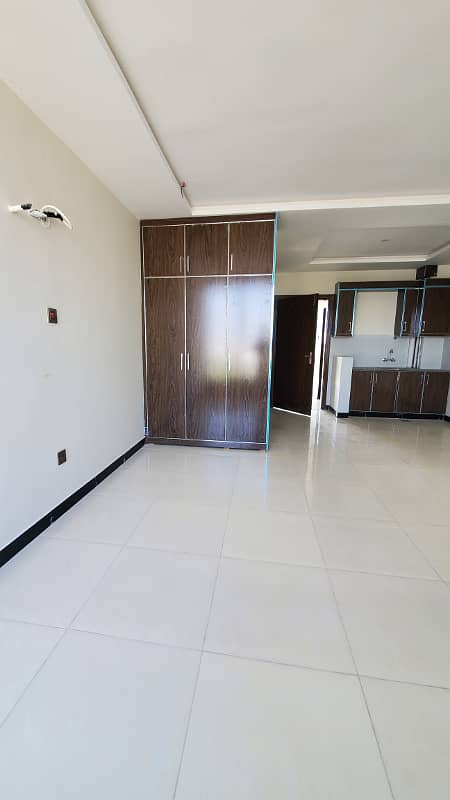 Bahria Enlcave Isb, Sec: G, Flat for rent studio and 1 bed apartment available for rent 6