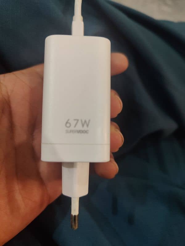 Original Oppo supervooc 67W charger Rs. 6000+Oppo data cable Rs. 1500 1