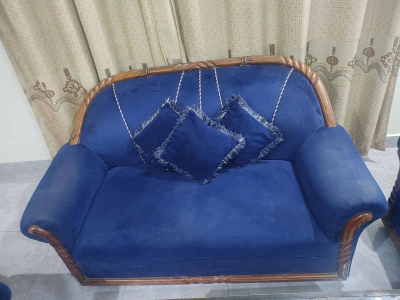 Urgent Sale 6 Seatar Sofa Set Condition New Bht Zaida Wazni hai 1