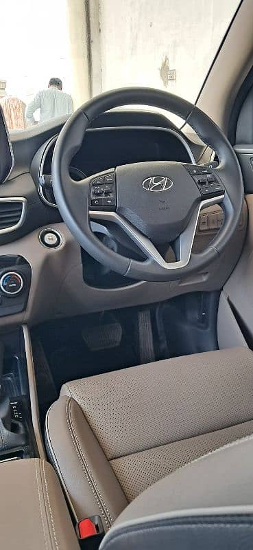 Hyundai Tucson 2021 10