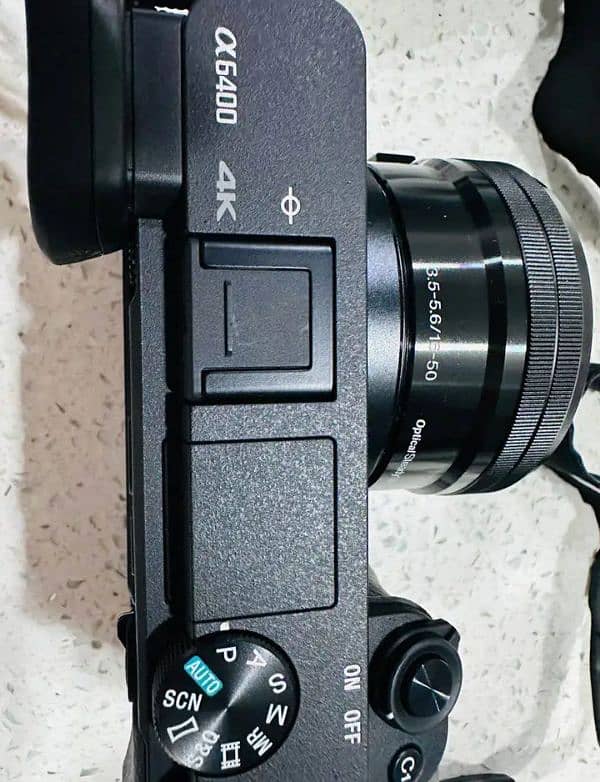 Sony A6400 with kit lens 16-50mm F 3.5 7 Months ki Warranty Available 6