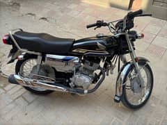 Honda 125 Chrome Edition 2024 Black color