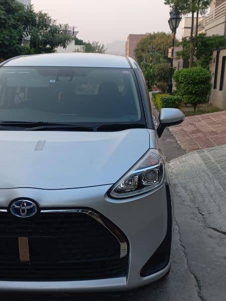 Toyota Sienta 2019 18