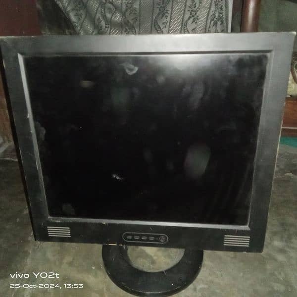 Computer led 17 inch 2