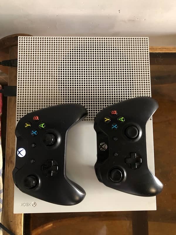 Xbox one S 500gb 1