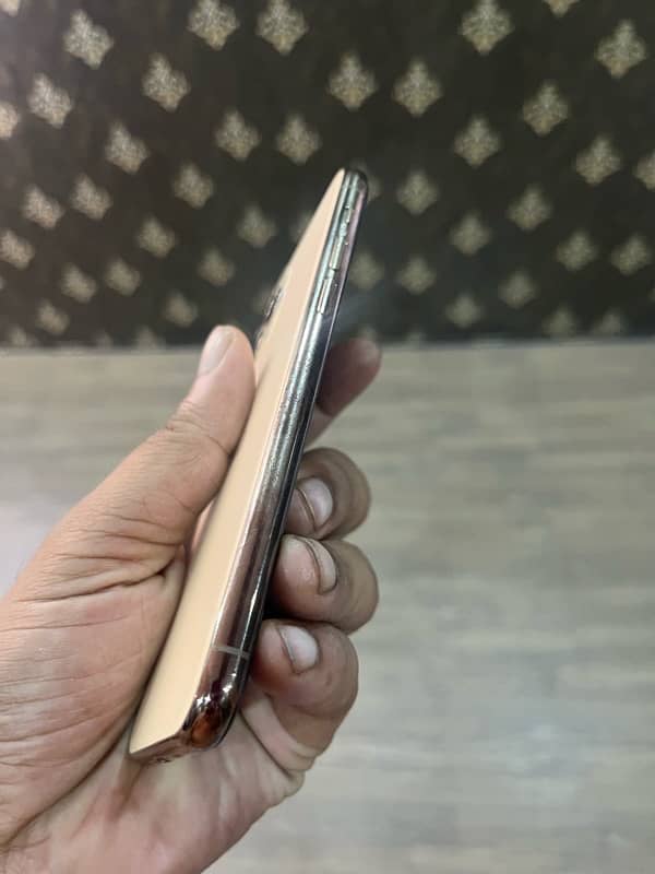 iphone 11 pro 256gb pta approved 1