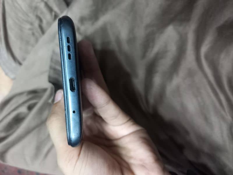 Redmi 10A 4/ 128 condition 10/9 5