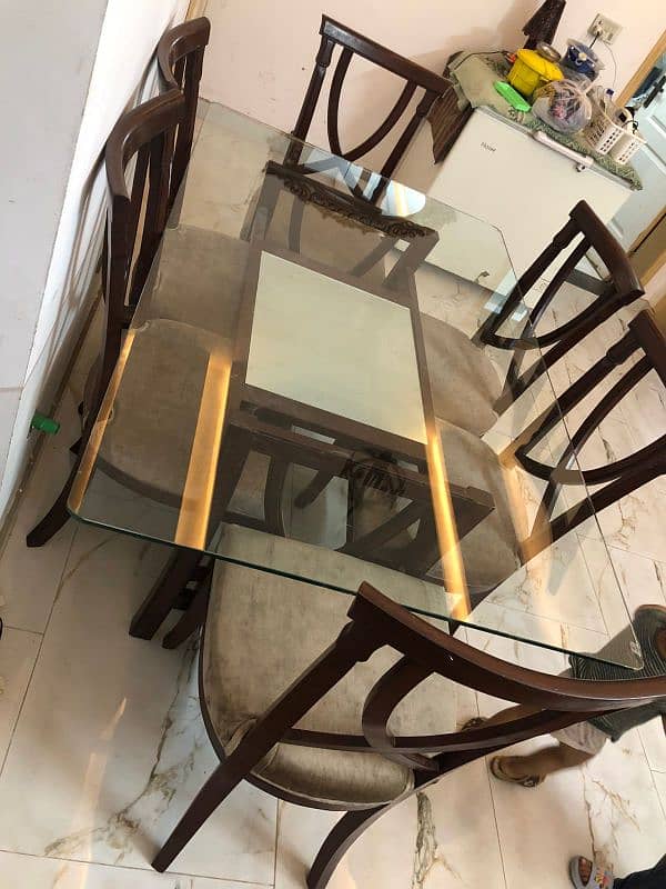 Sheesham wood Dining table for six (Excellent condition) 4