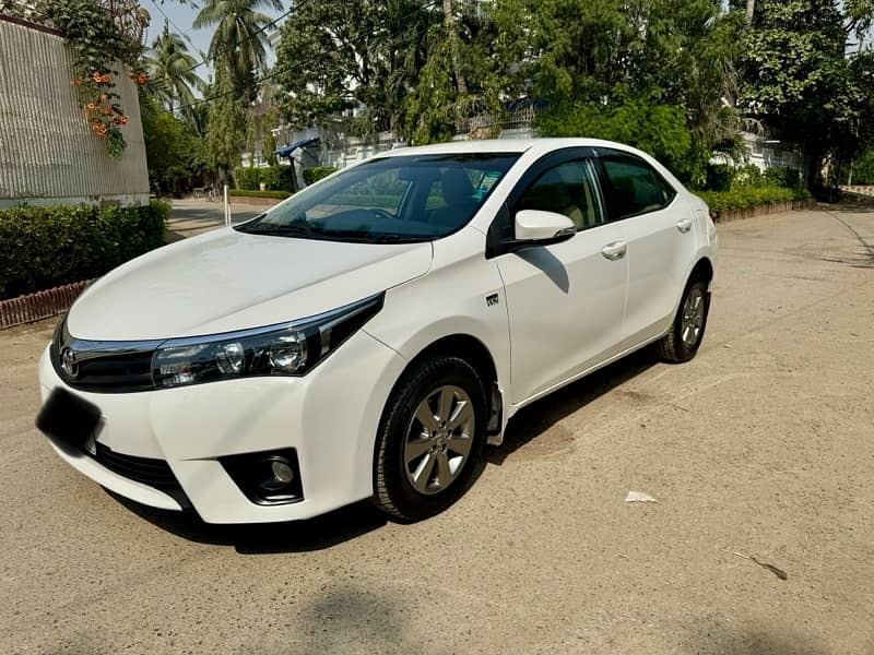 Toyota Corolla Altis 2016 5