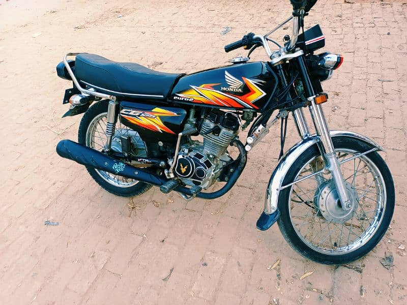 Honda CG125 2021 All Punjab Number Lush Condition 10/10 5