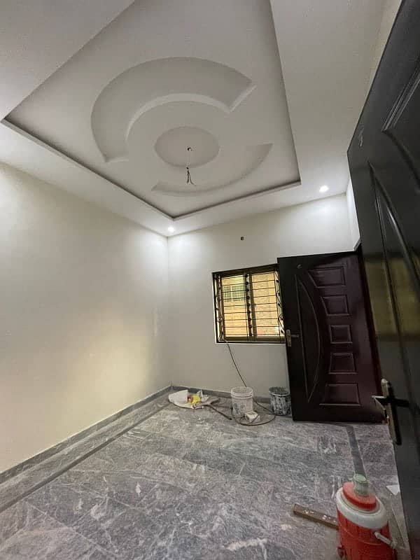 6 marla brand new building for rent with setup near umt university for hostel for boys and girls profitable building with 50 seats 2