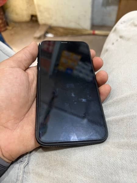 iphone xr 4