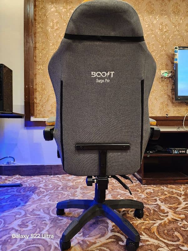 Boost Surge Pro Gaming chair 3