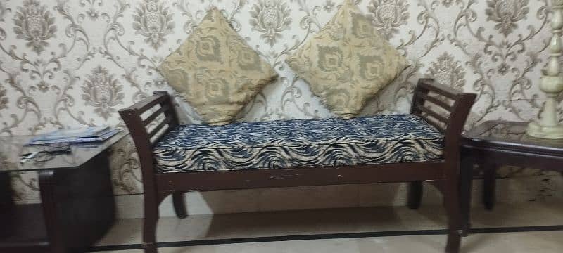 Wooden 5 Seater Sofa Set 2