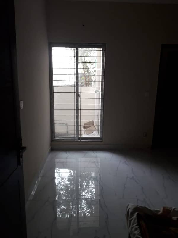 airline society main road 1 kanal building tile floor for rent for call center software house company office 4