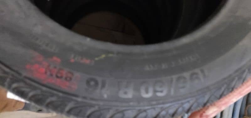 Honda brv tire 195-60-16 0