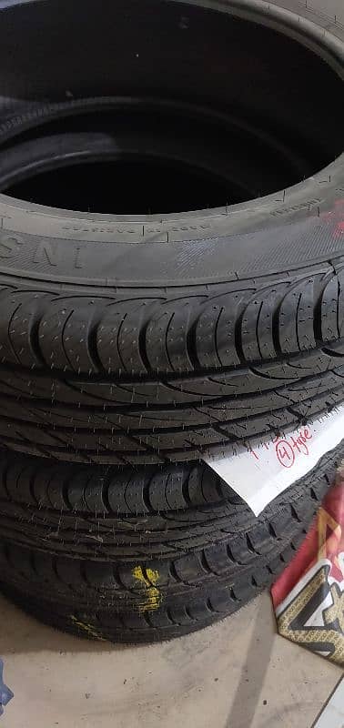 Honda brv tire 195-60-16 3