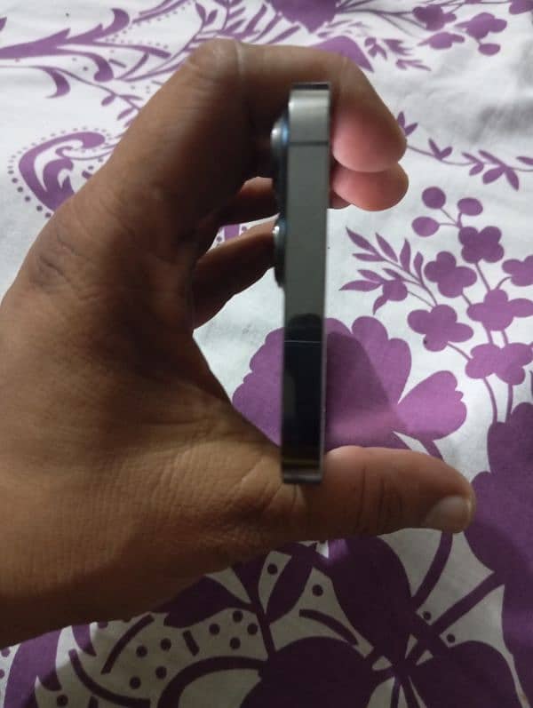 I Phone 13Pro Max 256gb Non (PTA) For Sale 7