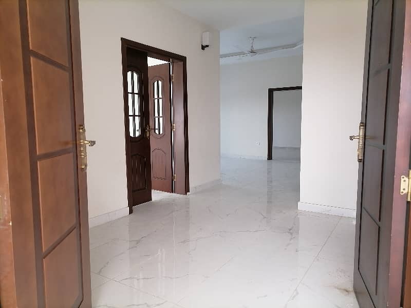 House In Falcon Complex New Malir For Sale 10