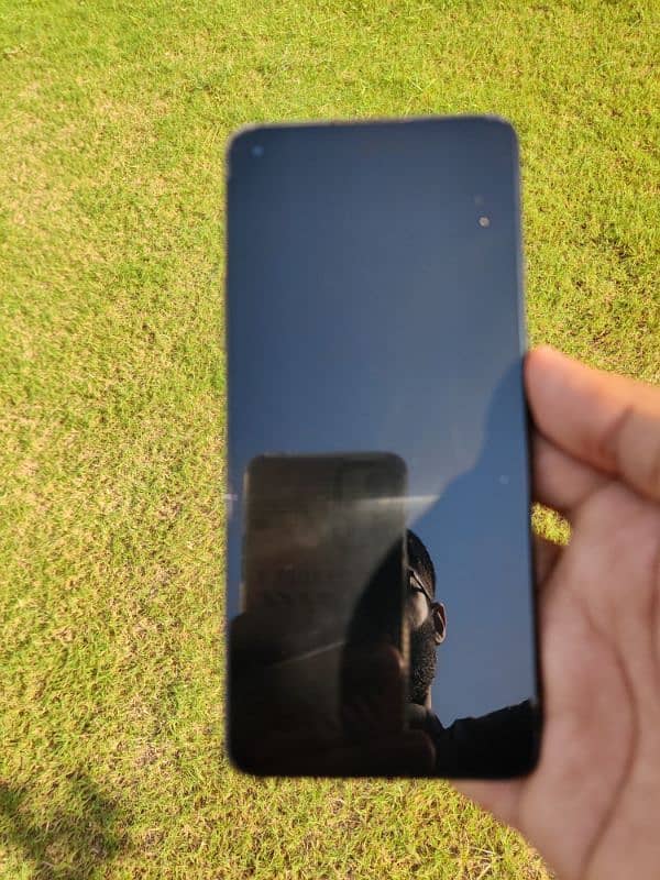 Oneplus 9R in a brand new condition dual sim and PTA approved 2