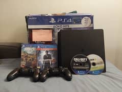 PS4 Slim 500GB + 2 controllers