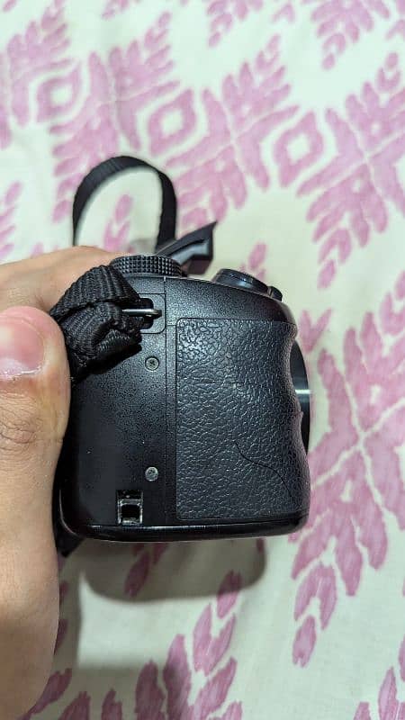 SONY CYBERSHOT DSC - H100 CAMERA FOR SELL 5