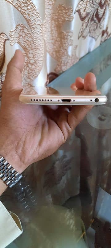 IPHONE 6S PLUS (64GB) 3