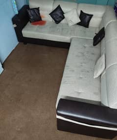 Lshaped corner sofa for sale 0