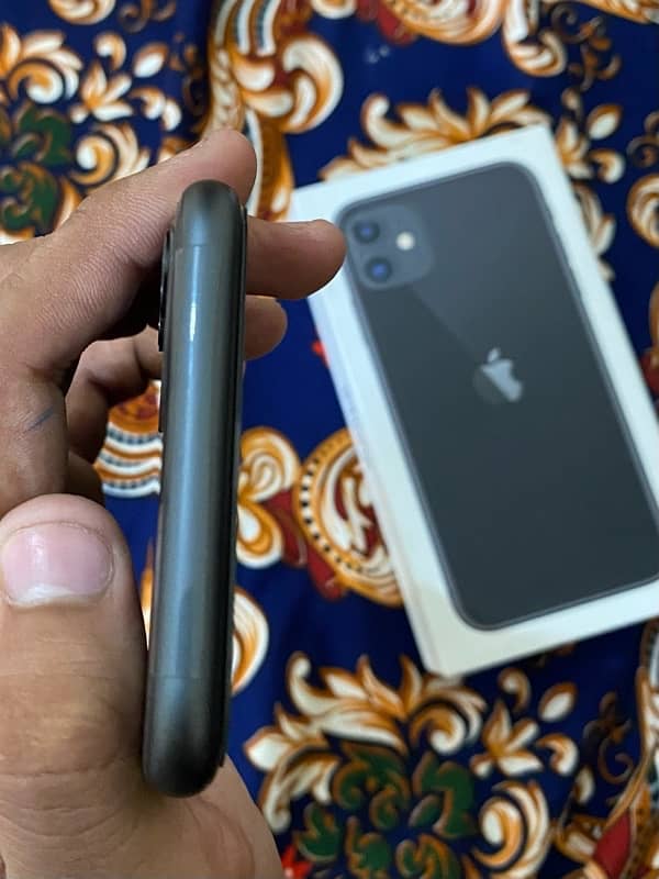 Iphone 11 Non PTA Jv BLACK 4