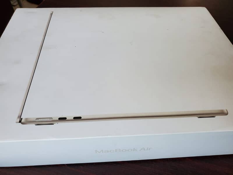 Macbook Air M2 CTO 24gb Ram 1tb ssd Company purchased 1