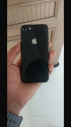 i phone 8 non pta hy kola nahi hy phonr no 03469166628 0