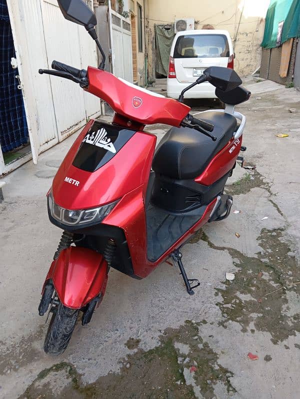 electric scooty metro t9 1