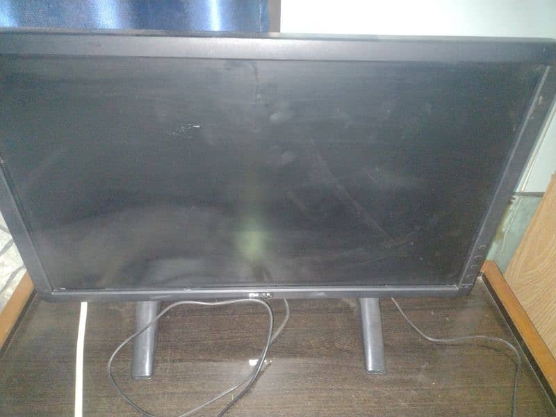 computer for sale bargainable price with wide monitor 3