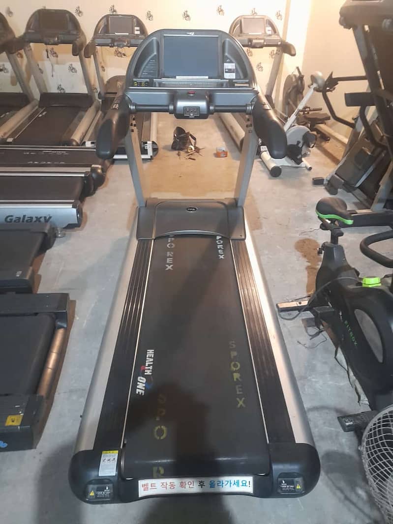 Treadmills|Functional Trainer|Dual Smith Machine|Gym Setup 3