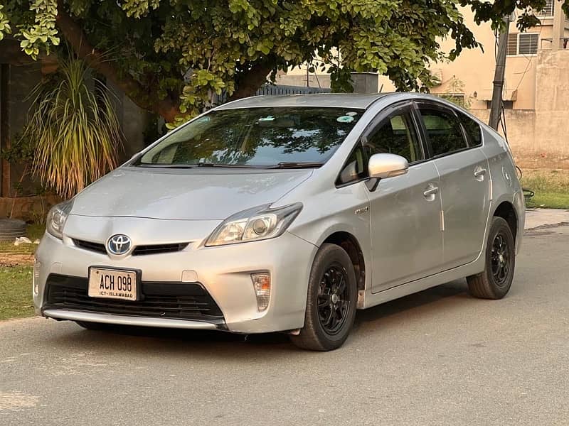 Toyota Prius 2013 2