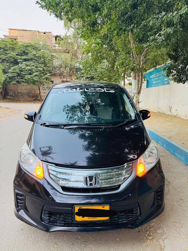 Honda Freed 2012 1