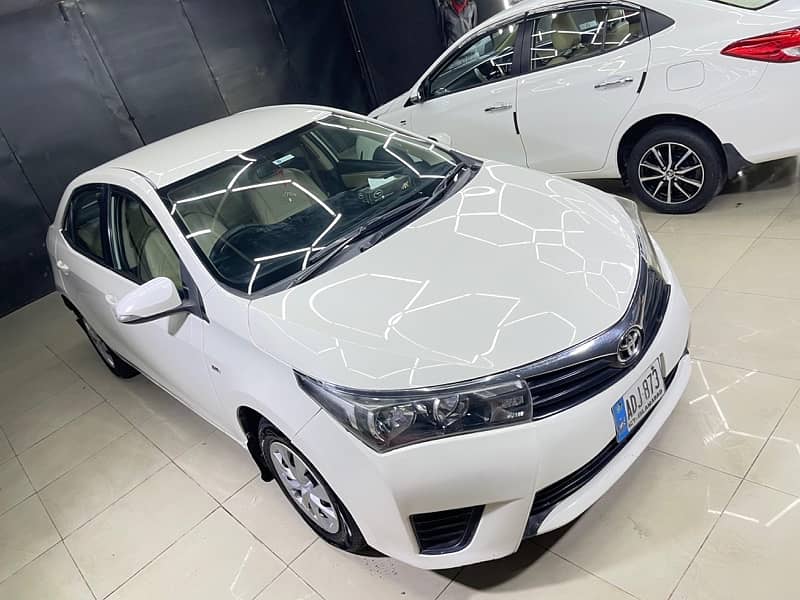 Toyota Corolla XLI VVTi 2017 3