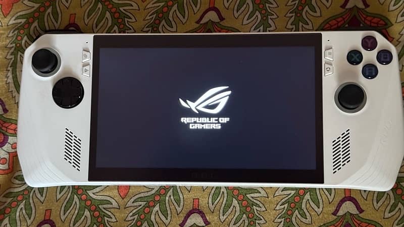 ASUS ROG Ally 32GB RAM (Modded) - Ultimate Portable Gaming Powerhouse 1