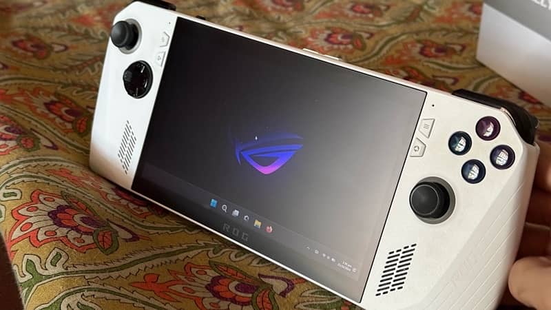 ASUS ROG Ally 32GB RAM (Modded) - Ultimate Portable Gaming Powerhouse 3