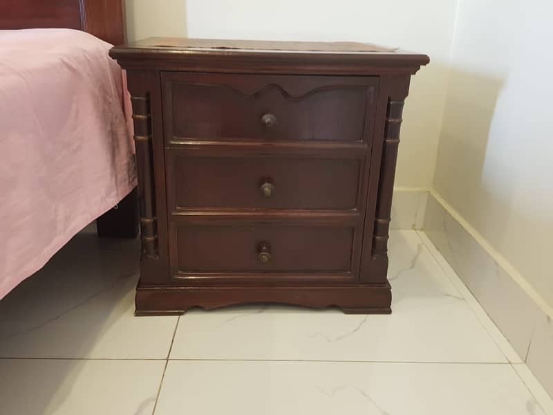 Used Bed 4