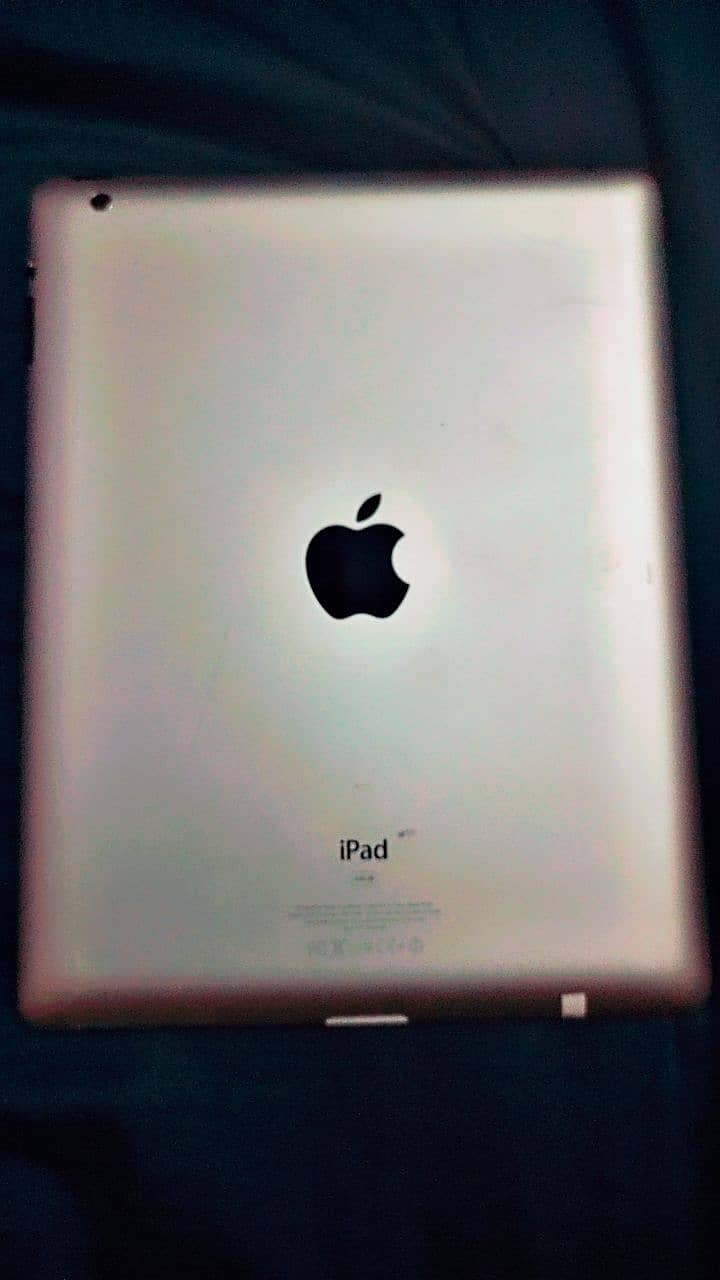 IPAD in good condition 3