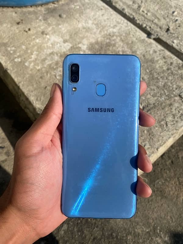 SAMSUNG A30 PTA 64 GB 0