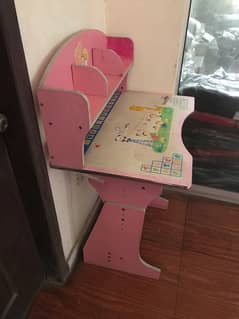 kids stydy table & chair