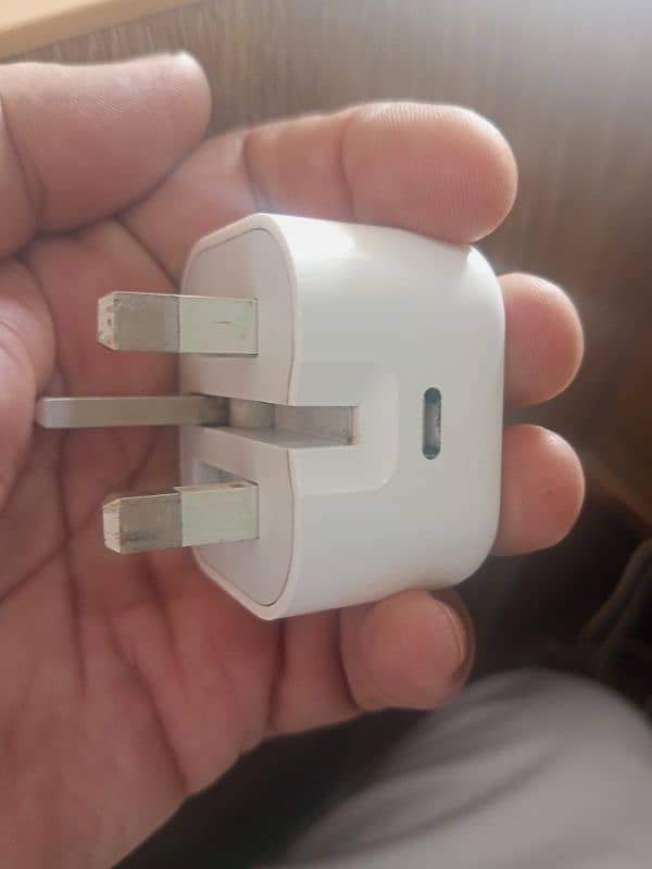 IPHONE 13 Charger 4