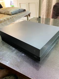 Xbox one x 1 tb