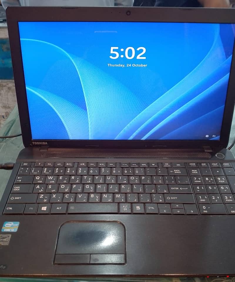 Toshiba Laptop 3