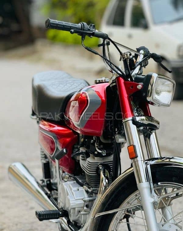 Golden Number 111 Islamabad number Honda 125 model 23 stricker24 4