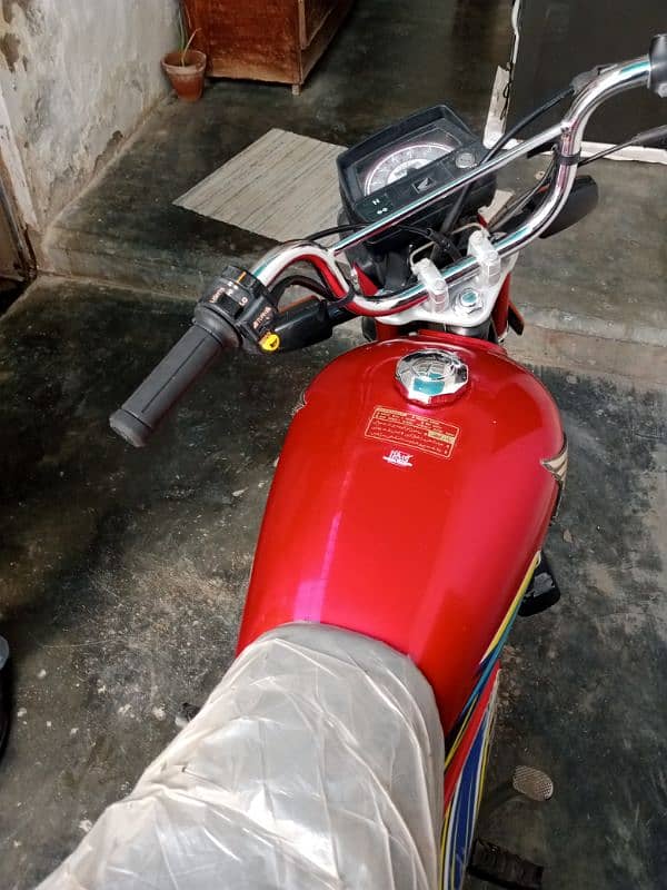 Honda 70 2021 totally genuine bike he only 2200 Chali he zero miter he 5